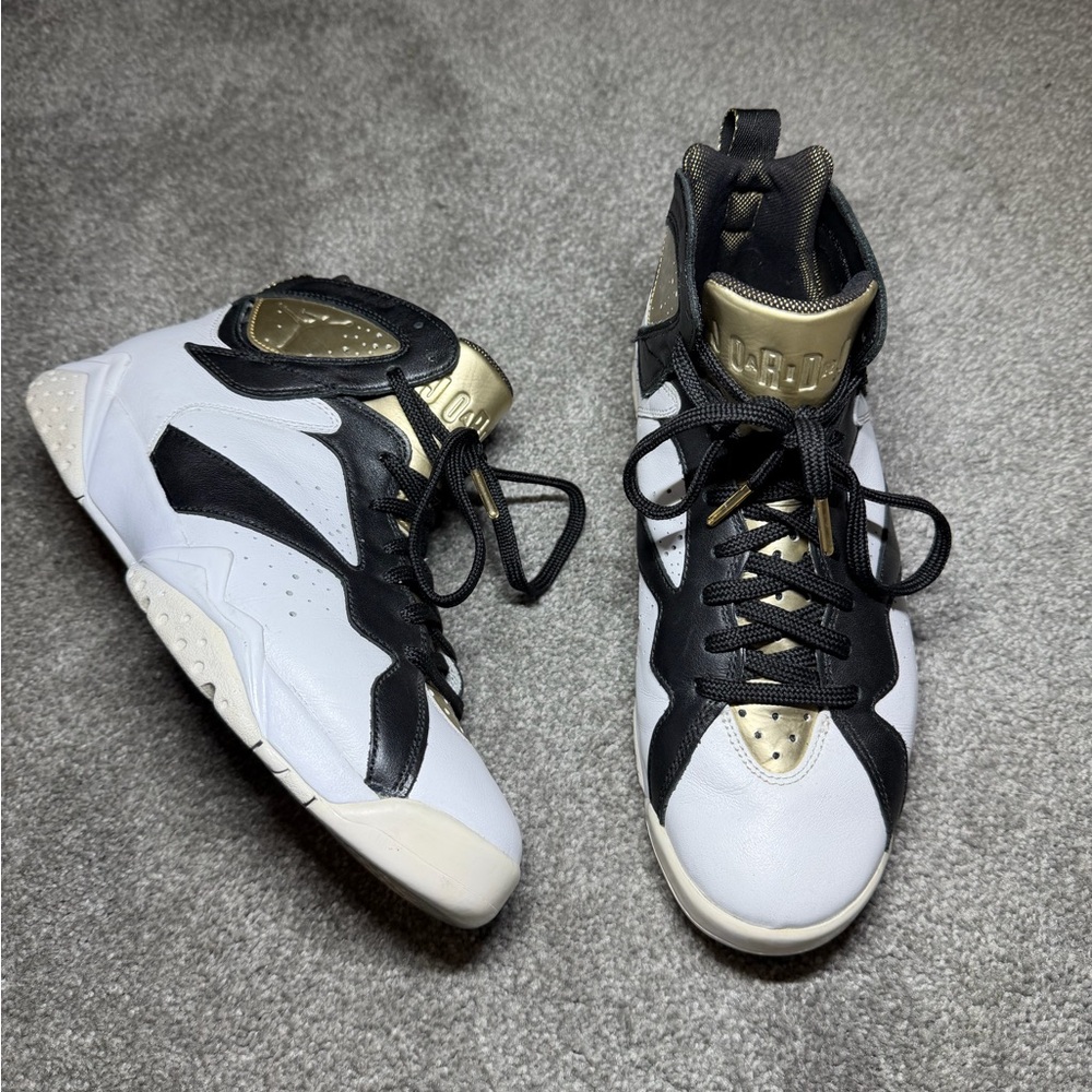 Size 8 - Air Jordan 7 Retro Champagne